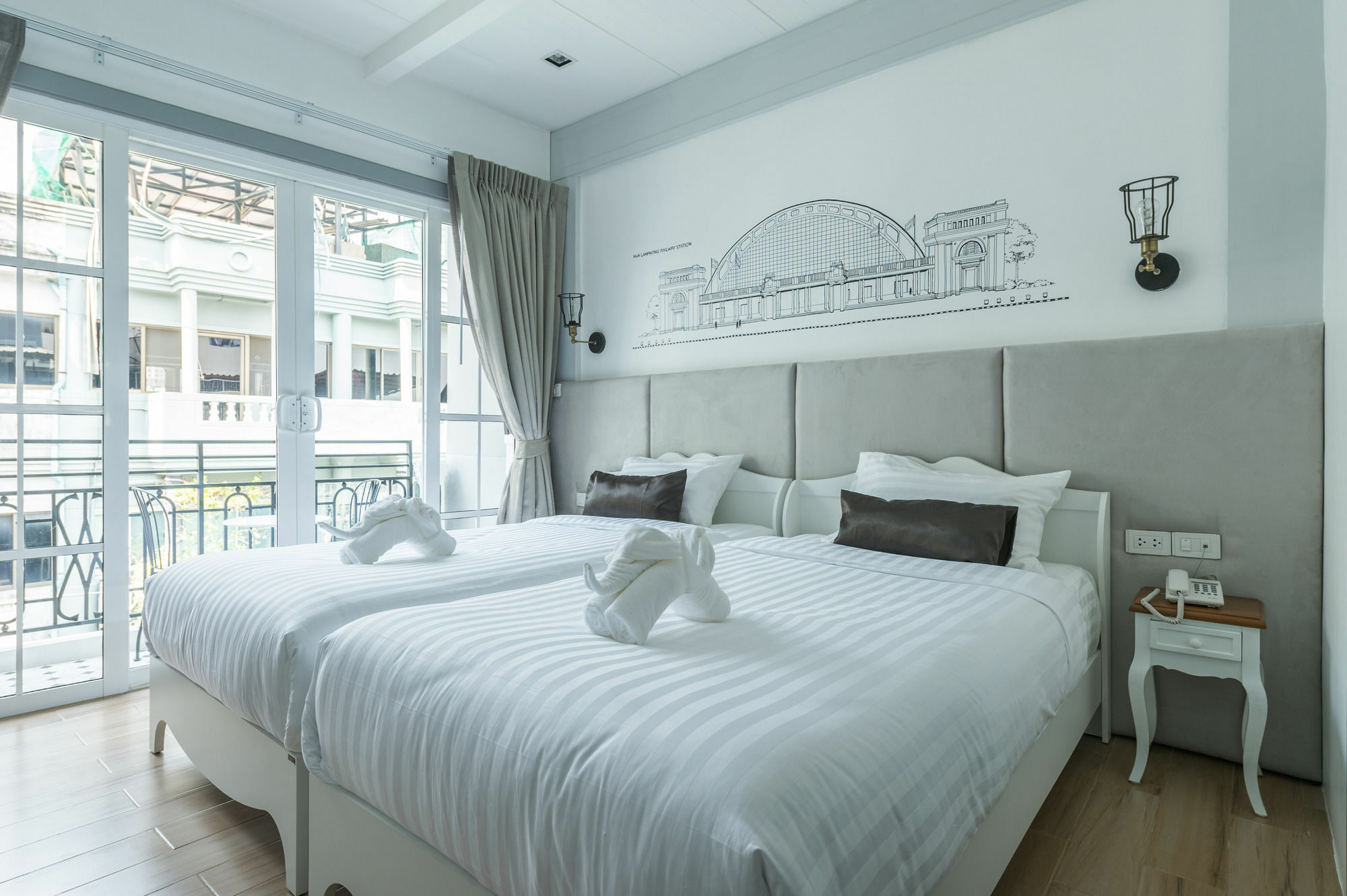 White Ivory Bed And Breakfast Bangkok Eksteriør billede